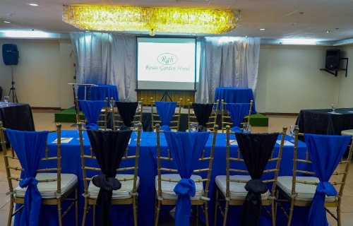 Rosas Garden Hotel image 7